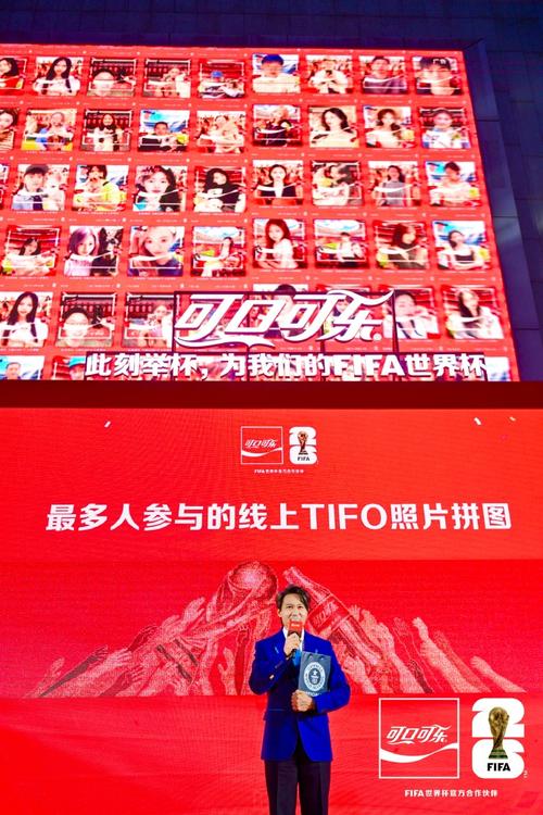 打破了以往大型应援的固有模式,不再是少数人策划制作,而是无数普通